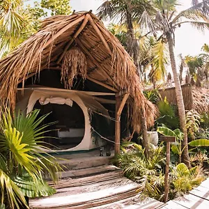 Tente de luxe Uman Glamping & Cenote Tulum