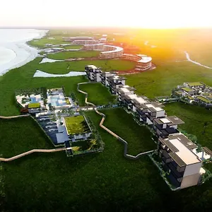 5* Hotel Etéreo, Collection